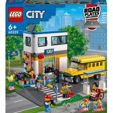 LEGO City Конструктор День в школе 60329