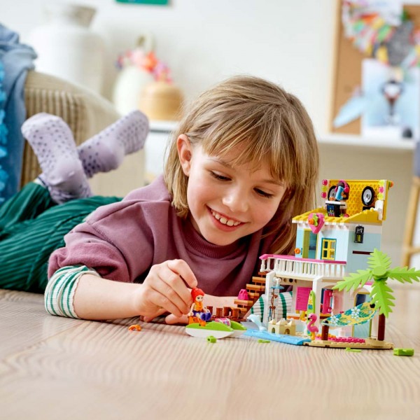 LEGO Friends Конструктор Пляжный домик 41428