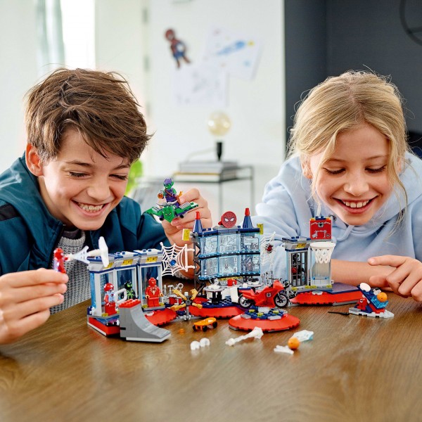 LEGO Super Heroes Конструктор Нападение на мастерскую паука 76175