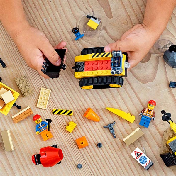 LEGO City Конструктор "Строительный бульдозер" 60252