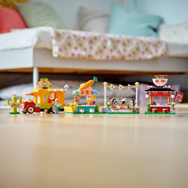 LEGO Friends Конструктор Рынок уличной еды 41701