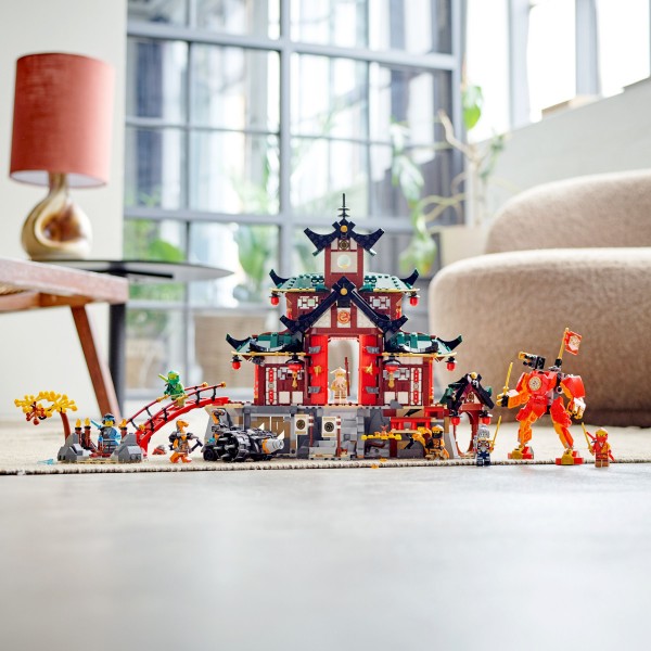 LEGO Ниндзяго (NinjaGo) Конструктор Храм-додзё ниндзя 71767