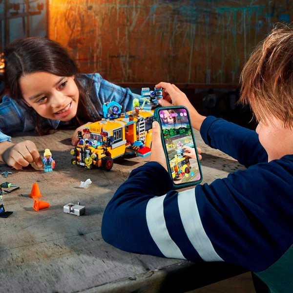 LEGO Hidden Side Конструктор Паранормальний шпигунський автобус 300 70423
