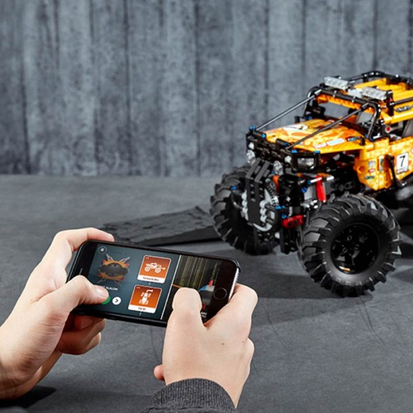 LEGO Technic Конструктор Экстремальный внедорожник 4x4 42099
