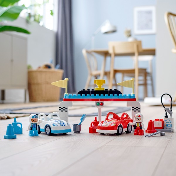 LEGO DUPLO Конструктор Гоночные автомобили 10947
