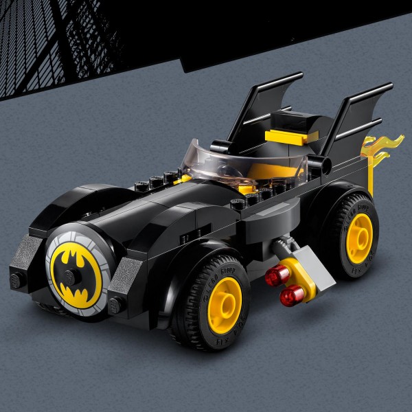 LEGO Super Heroes Конструктор Бэтмен против Джокера: погоня на Бэтмобиле 76180