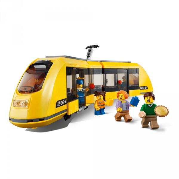 Конструктор LEGO City Главная площадь 60271