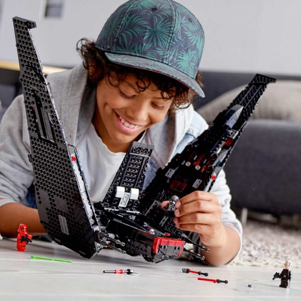 Конструктор LEGO Star Wars Шаттл Кайло Рэна 75256