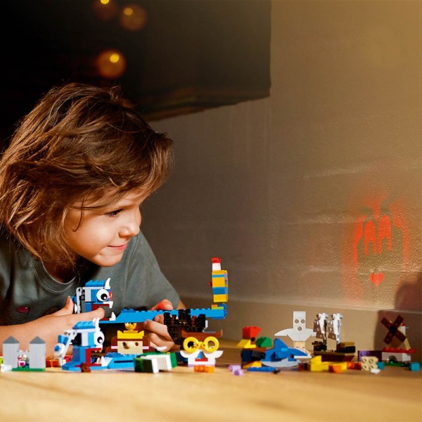 Конструктор LEGO Classic Кубики и освещение 11009