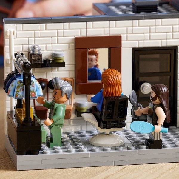 Конструктор LEGO Creator Queer Eye Лофт Великолепной пятерки