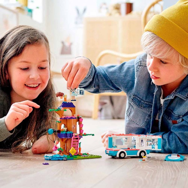 Конструктор LEGO Friends Машина скорой ветеринарной помощи 41445