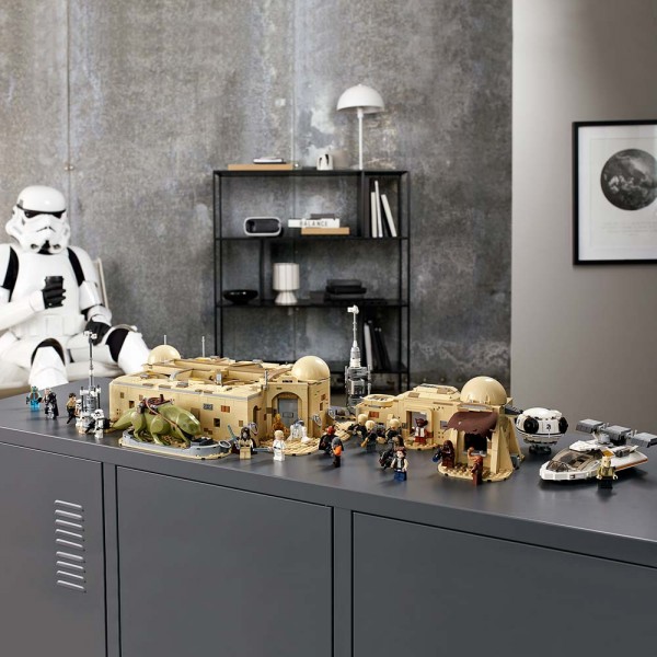 Конструктор LEGO Star Wars™ Кантина Мос-Эйсли 75290