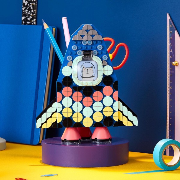 Конструктор LEGO DOTS Подставка для карандашей 41936
