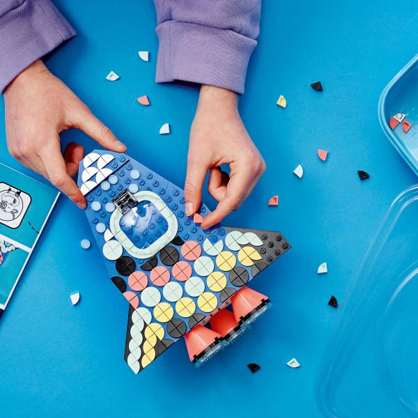 Конструктор LEGO DOTS Подставка для карандашей 41936