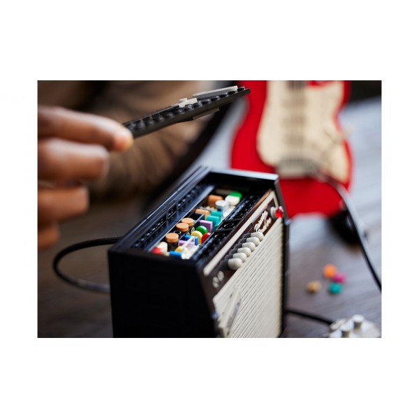 Конструктор LEGO Ideas Fender Stratocaster 21329