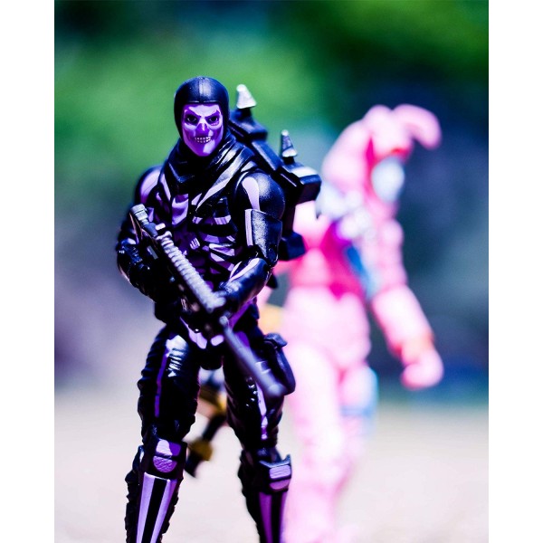 Коллекционная фигурка Jazwares Fortnite Legendary Series Skull Trooper FNT0065