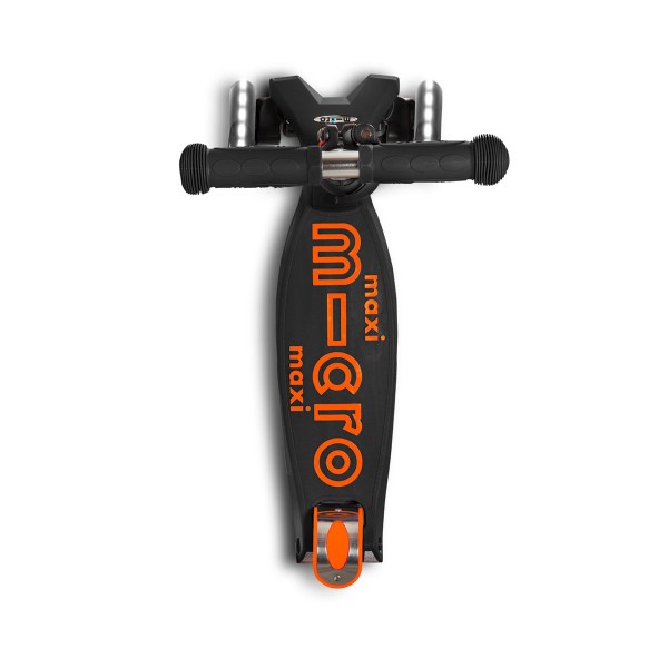 Самокат MICRO серии "Maxi Deluxe LED"- Чёрно-оранжевый MMD143