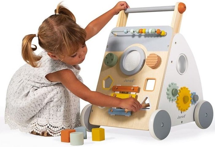 Игровой центр-ходунки Janod Sweet Cocoon J04410